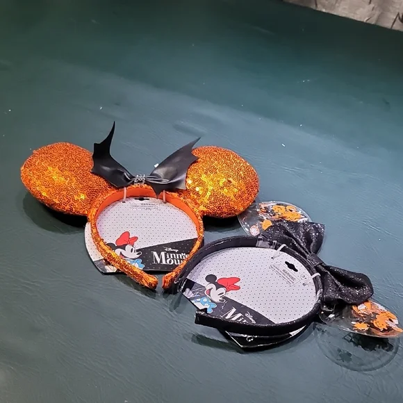 **Disney Sparkling Orange Minnie Ears with Black Bow** - Picture 6 of 6